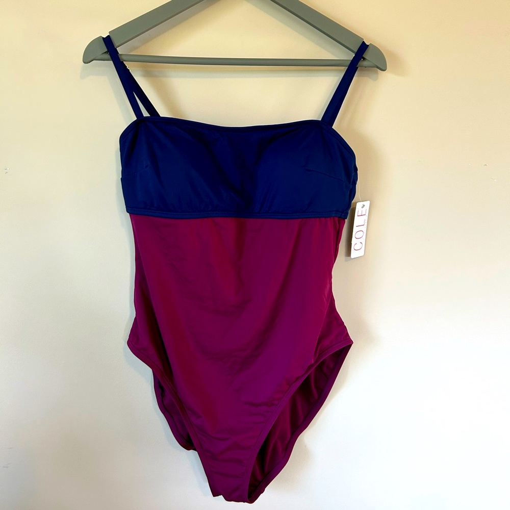 NWT color block swimsuit size XL